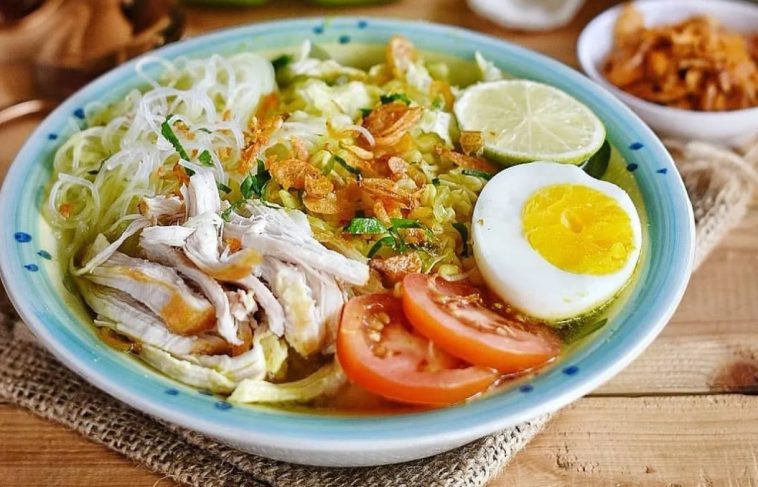 menu dan resep soto ayam berkuah untuk sahur dan berbuka