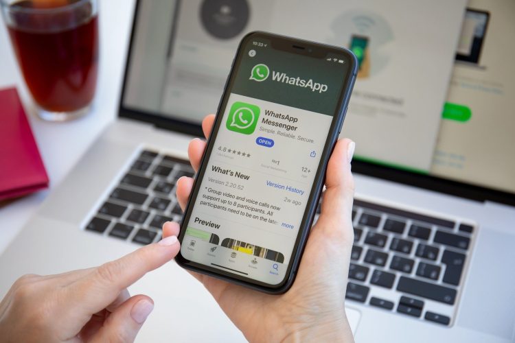 Resmi, Satu Akun WhatsApp Bisa Dipakai Di 4 HP Sekaligus