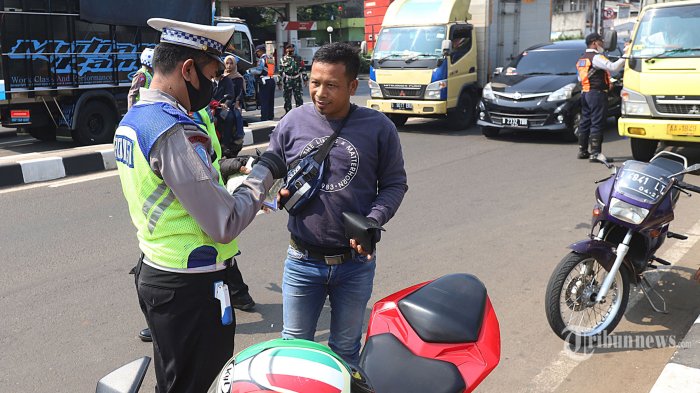 Polres Tangsel Panen Pelanggar Lalu Lintas Pasca Pemberlakuan Tilang Manual