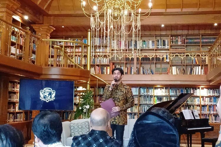 Cerita Reza Rahadian Hampir Mundur dari Film Habibie