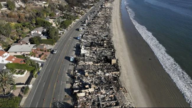 Angin dan Kobaran Api Mereda, Los Angeles Semakin Kondusif setelah Lalui Kebakaran Besar