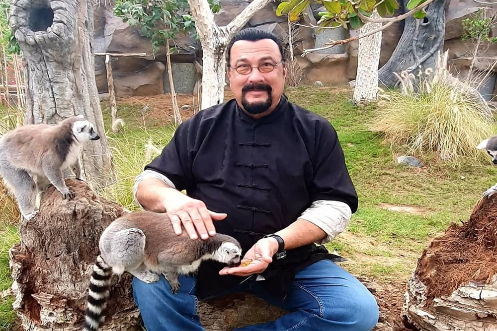 Momen Prabowo Bertemu Aktor Hollywood Steven Seagal, Ternyata Kenal Sudah 35 Tahun