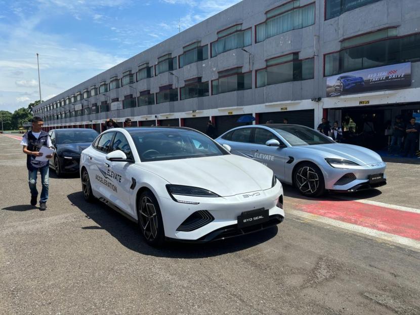 BYD akan Pasok 50 Ribu Mobil Grab