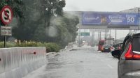 Tol Bandara Soetta KM 26 Masih Banjir, Lalu Lintas Dialihkan