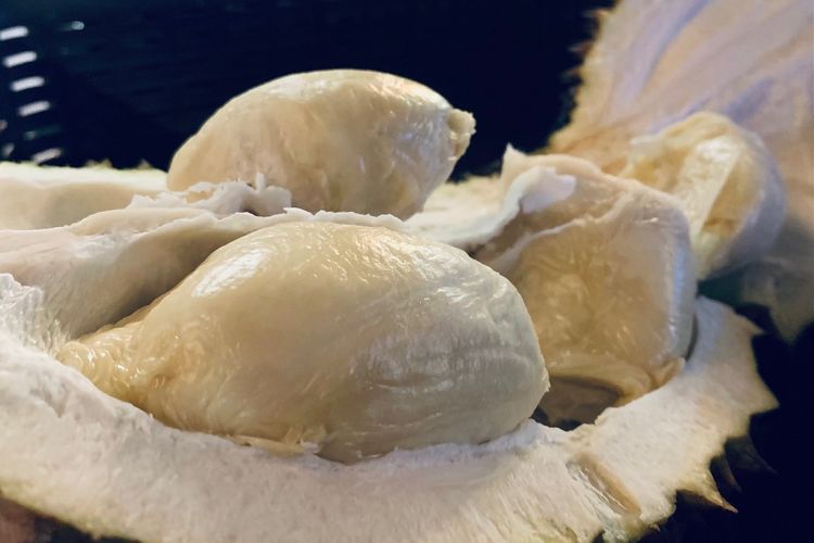 9 Cara Pilih Durian Agar Tidak Salah Pilih, Rasanya Pasti Manis