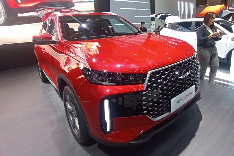 Meluncur di IIMS 2025, Harga Tiggo Cross Mulai Rp 239,5 Juta