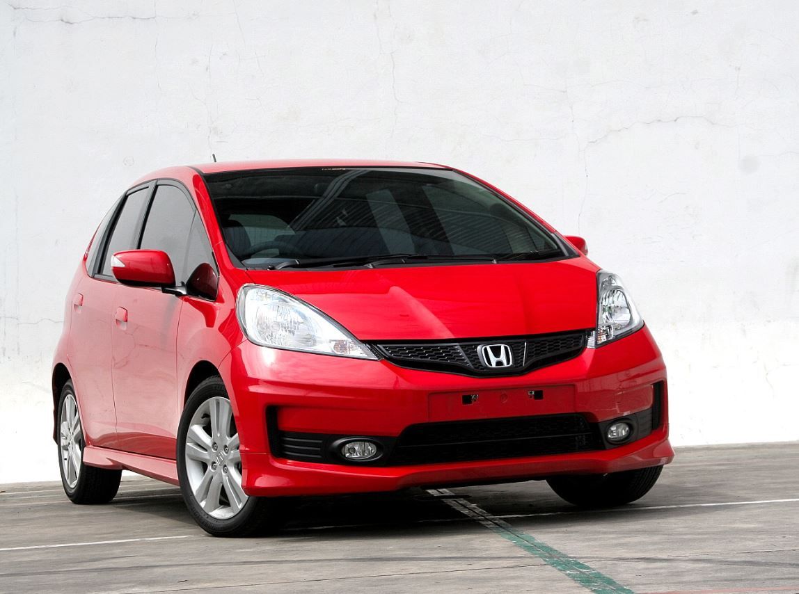Pernah Jadi Idola Anak Muda, Tinggal Segini Harga Honda Jazz GE8 2008-2013