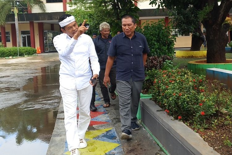 Coba Selamatkan Siswa SMAN 4 Karawang Gagal SNBP, Dedi Mulyadi Turun Tangan