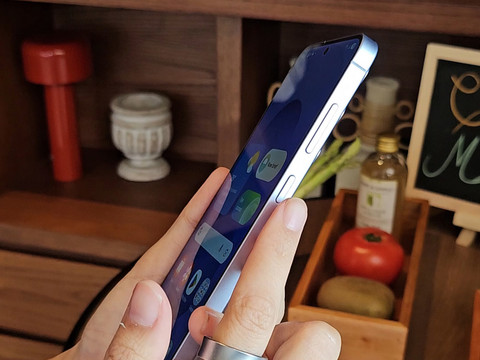 Side Button Galaxy S25 Banyak Bisanya: Atur Jadwal Lari hingga Bikin Meal Prep