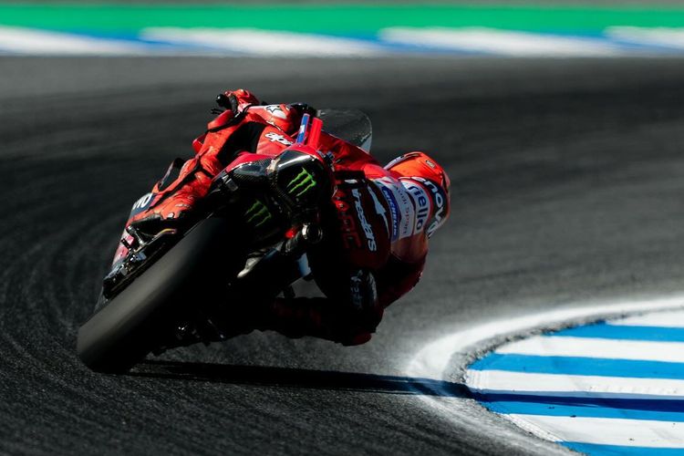 Marc Marquez Mengambil Pelajaran dari Francesco Bagnaia untuk Perbaikan Gaya Balapnya