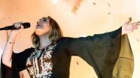 Mengapa Skyfall Adele Bisa Menyihir Hati Anda?