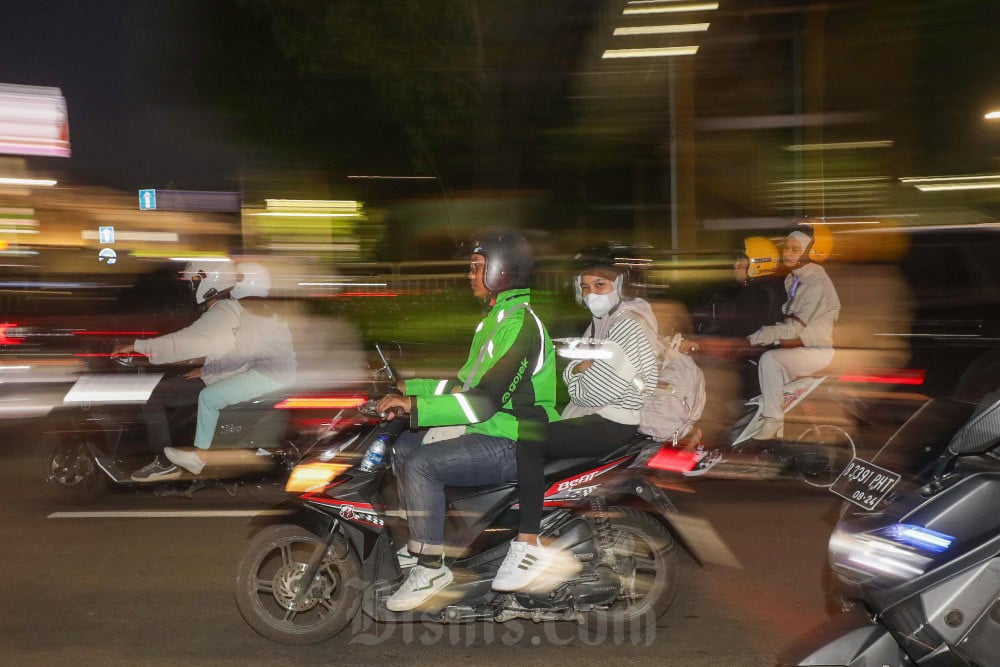 Grab Dilaporkan Mulai Uji Coba Akuisisi GOTO dengan Harga Di atas Rp100 Per Lembar