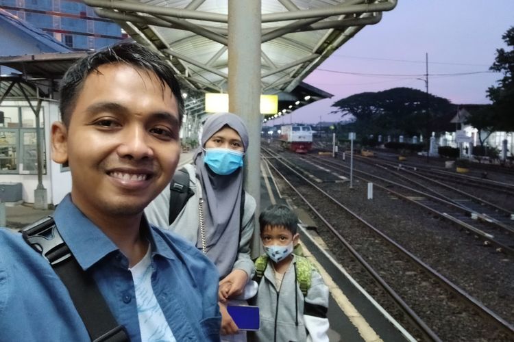 Perjalanan Pulang Kampung dari Malang ke Tangerang: Menjelajahi Nasi Uduk dan Semurnya