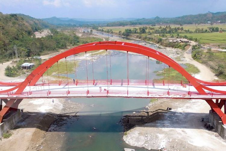 Adik Ipar Ganjar Pranowo Dituduh Terlibat Skandal Suap Proyek Jembatan Merah Purbalingga Rp13,2 Miliar