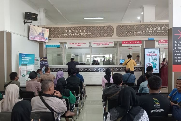 Pengalaman Seru Warga Ciamis: Pemutihan Pajak oleh Dedi Mulyadi Turunkan Tagihan dari Rp 2 Juta menjadi Rp 750.000