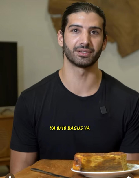 Kisah Sukses Kue Lapis Cedaff dari Pontianak yang Menggoda Food Vlogger Inggris