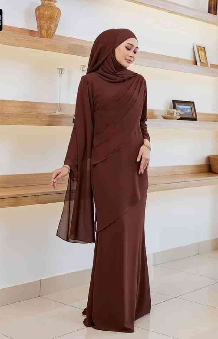 Coklat Mahogany: Pilihan Ideal untuk Keunikan yang Manis