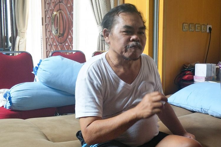 Maafkan Ade, Ayah: Kisah Anak Mat Solar yang Ingin Membuatmu Bahagia