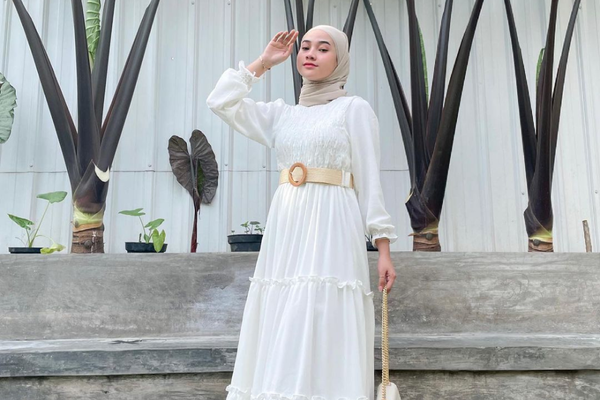 10 Model Gamis Modis untuk Remaja, Gaya Kekinian yang Membuatmu Stand Out!
