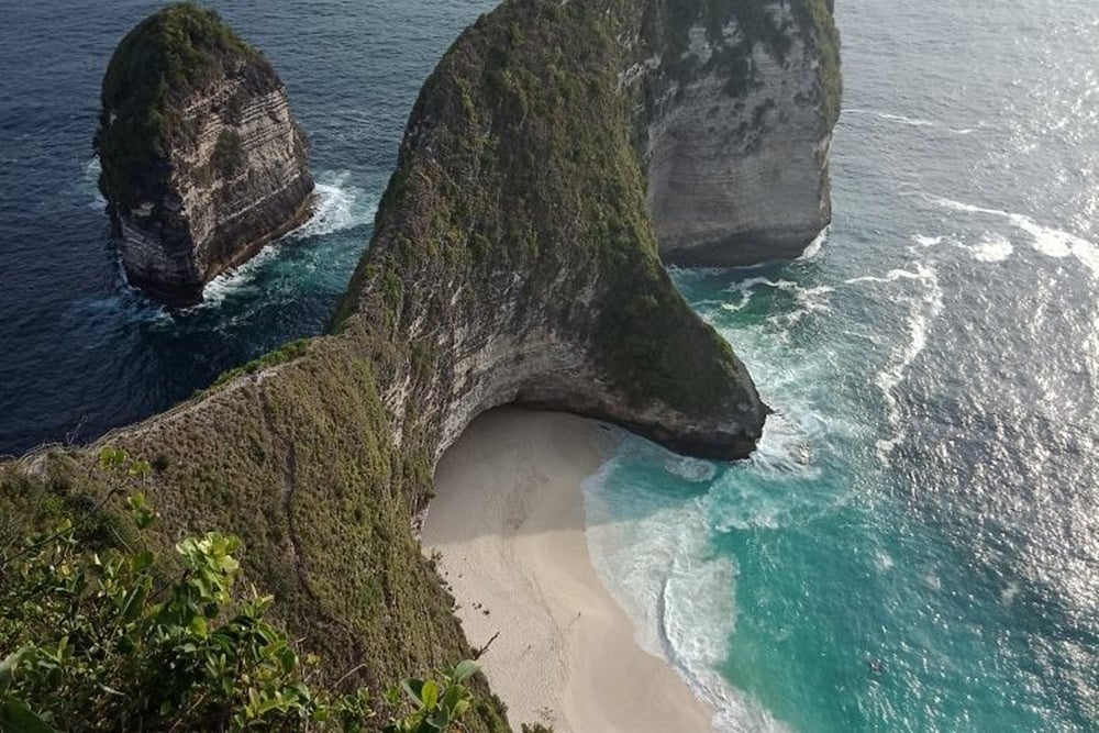 10 Pantai Terbaik Dunia Menurut TripAdvisor: Pantai Kelingking Bali Jadi Sorotan