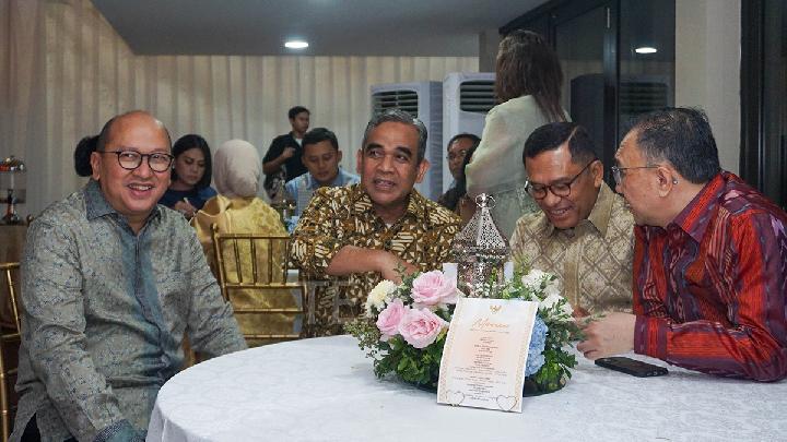 Rosan Roeslani Dapat Kunjungan dari Para Menteri dan Pebisnis: Diskusi Tentang Makanan