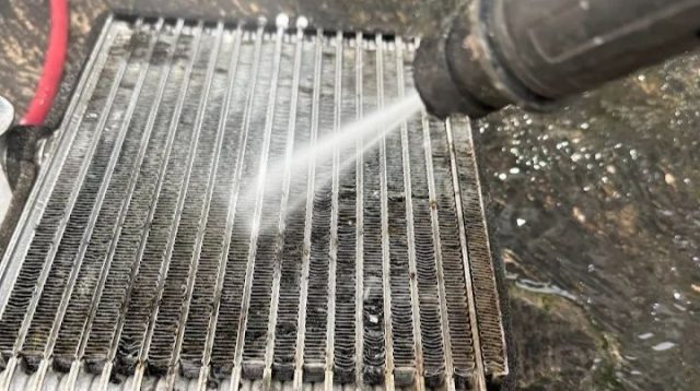 Jaga Kondisi AC Tetap Optimal dengan Perawatan Sederhana