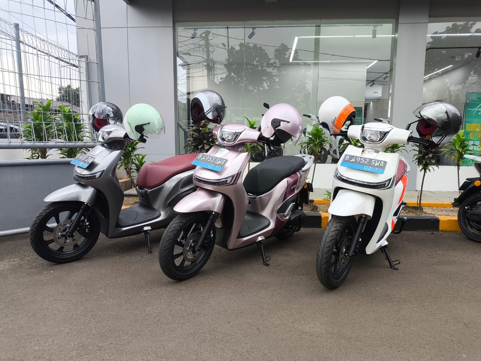 Cuci Motor Listrik Tidak Boleh Sembarangan, Hanya Semprot Saja Bisa Rusak Komponen Ini