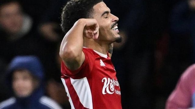 Morgan Gibbs-White Teken Kontrak Baru, Tottenham Gagal Rekrutnya