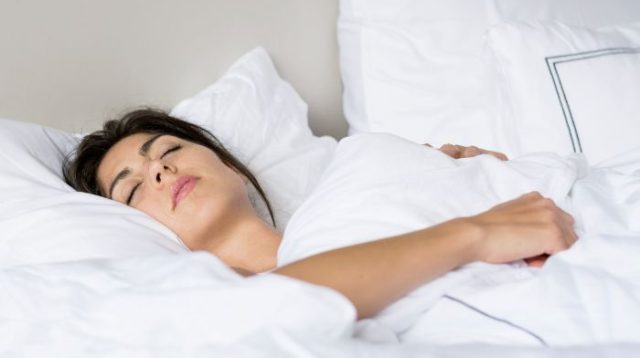 9 Trik Psikologis untuk Tidur Nyenyak Tanpa Overthinking