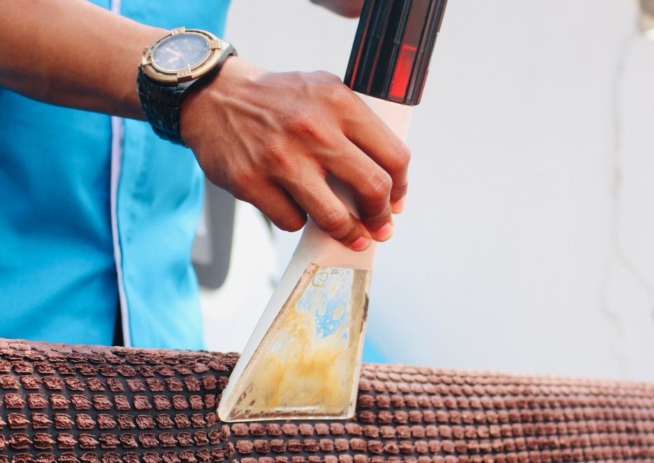 Cuci Sofa Terdekat, Solusi Cepat Perawatan Sofa di Sekitar Rumah