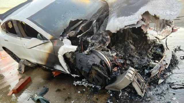 Peneliti Tawarkan Solusi Pemadam Api Mikroskopis untuk Baterai