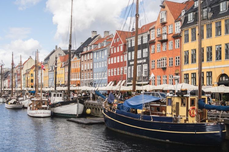 10 Negara dengan Keseimbangan Kerja dan Hidup Terbaik 2025