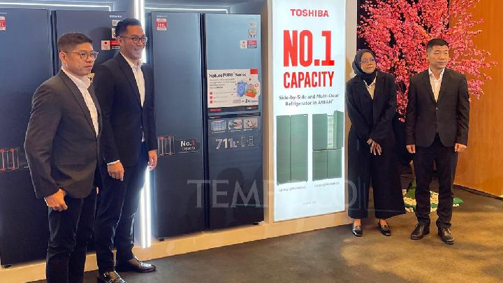 Kulkas Toshiba 711 Liter Pecahkan Rekor MURI