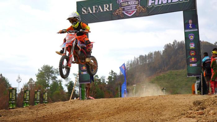 Dorong Wisata Toba, Motocross dan Grasstrack Bupati Cup 2025 Digelar di Sibodiala