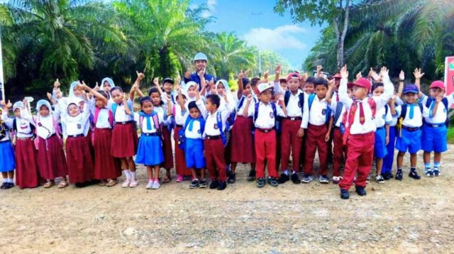 PalmCo Menyemai Harapan Anak-Anak Melalui Pendidikan di Perkebunan