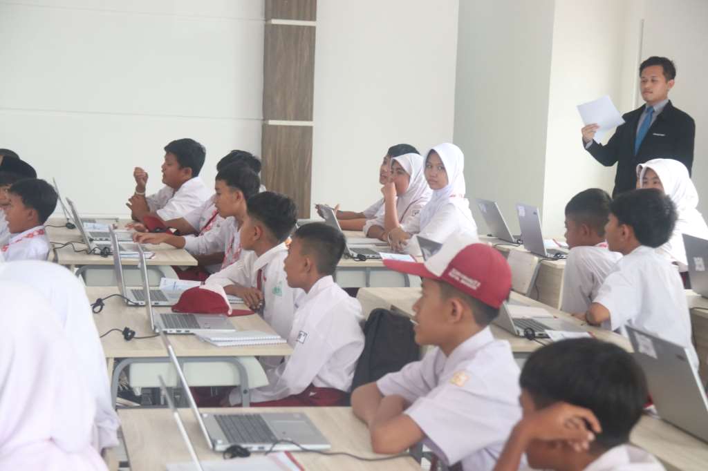 Pemkab Bogor Komitmen Dalam Pendidikan Dengan Mendirikan Sekolah Rakyat