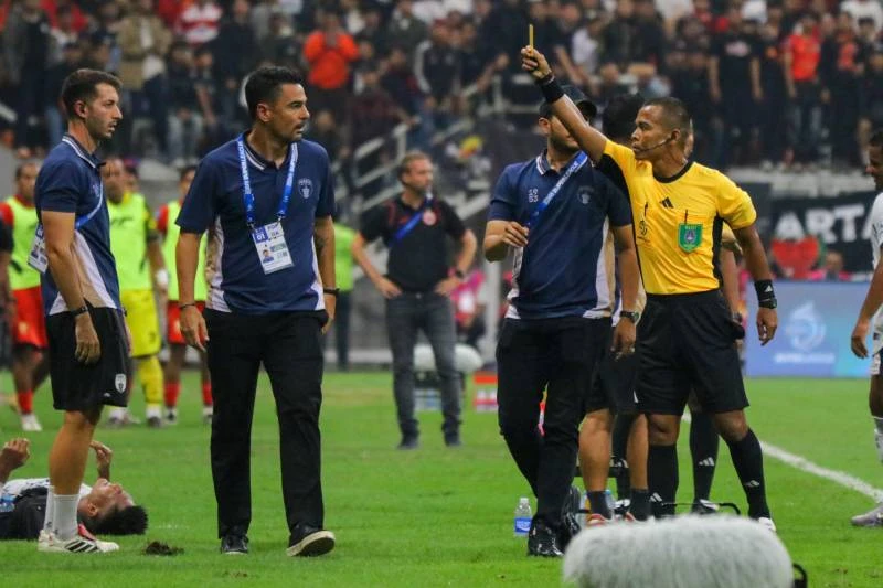 Hasil Super League: Kalah Telak dari Persija, Pelatih Persita Carlos Pena Ungkap Alasannya