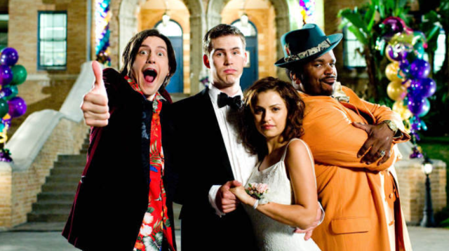 5 Film Karya Zach Cregger yang Ditulis Sendiri, Termasuk Weapons!