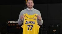 Luka Doncic Perpanjang Kontrak dengan Lakers Hingga 2028 Luka Doncic Perpanjang Kontrak dengan Lakers Hingga 2028