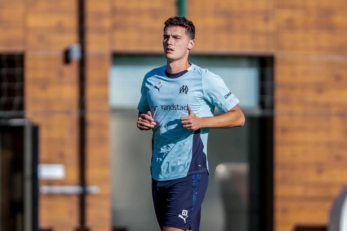 Pengalaman Juara Pavard Bawa Semangat ke Marseille