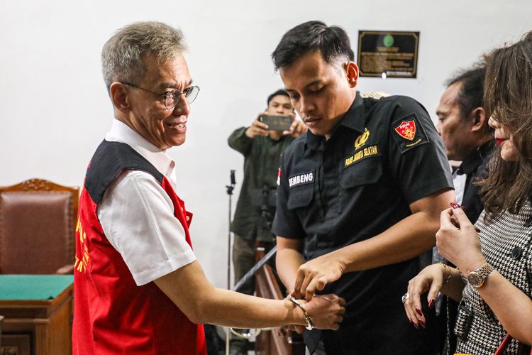 Sopan Tapi Terbukti, Fariz RM Dapat Hukuman Ringan Narkoba