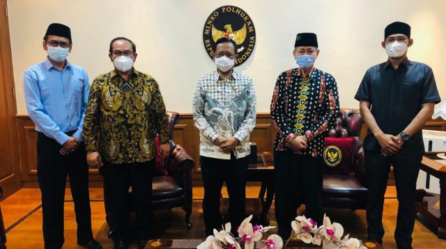 Mentrans Iftitah Kunjungi Mathlaul Anwar, Bahas Peran Umat Bangun Negeri