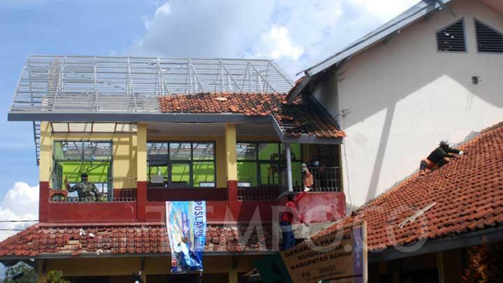 Penelitian Ini Mengungkap Asal Usul Puting Beliung Cimenyan 2021