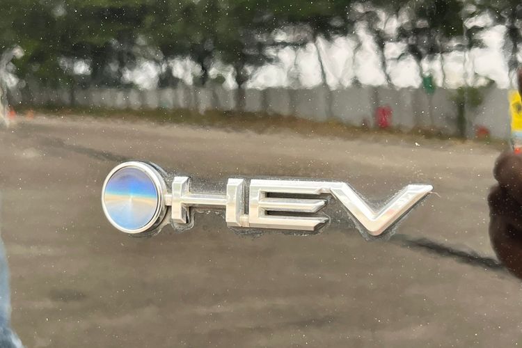 Perbedaan MHEV, HEV, dan PHEV: Teknologi Hybrid Mobil