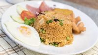 10 Nasi Goreng Enak yang Harus Kamu Coba di Surabaya!