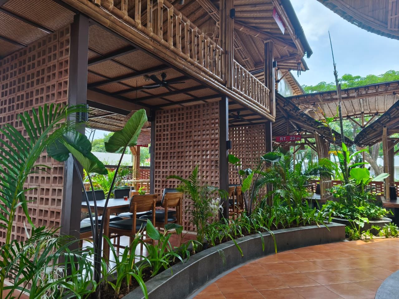 Kampung Kecil: Wisata Kuliner Pedesaan yang Hangat dan Ramah Keluarga