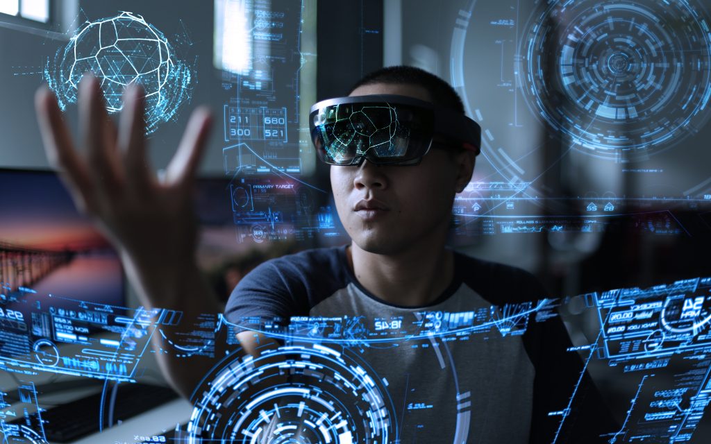 Manfaatkan Teknologi untuk Kuatkan Organisasi Menghadapi Tantangan Masa Depan