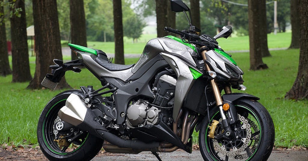 Moge BMW F 900 R: Mesin Gahar, Teknologi Canggih!