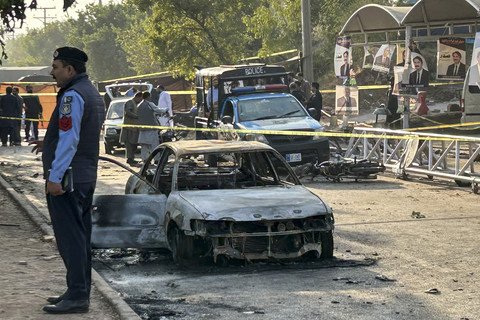 Taliban Pakistan Akui Serang Bom Bunuh Diri Islamabad