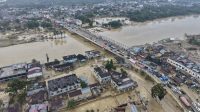 Bantuan Bencana Banjir Aceh Tamiang Dikirim via Kapal dan Helikopter